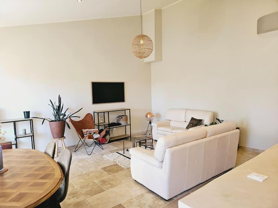Le Gite De La Marquise - Elegant Appartement Avec Terrasse - Montboucher-sur-Jabron Exterior photo